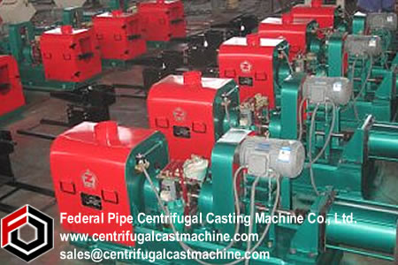 Cooling device for iron pipe centrifugal casting machine