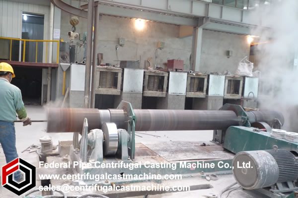 station centrifugal casting machine